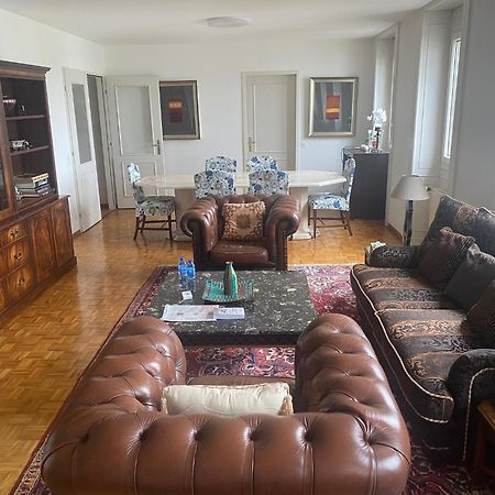 Geneve, Plein Centre,Belle Vue Lac, Splendide Et Grand Appartement Kültér fotó