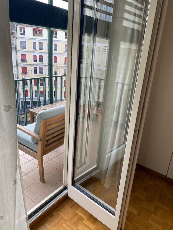 Geneve, Plein Centre,Belle Vue Lac, Splendide Et Grand Appartement Kültér fotó