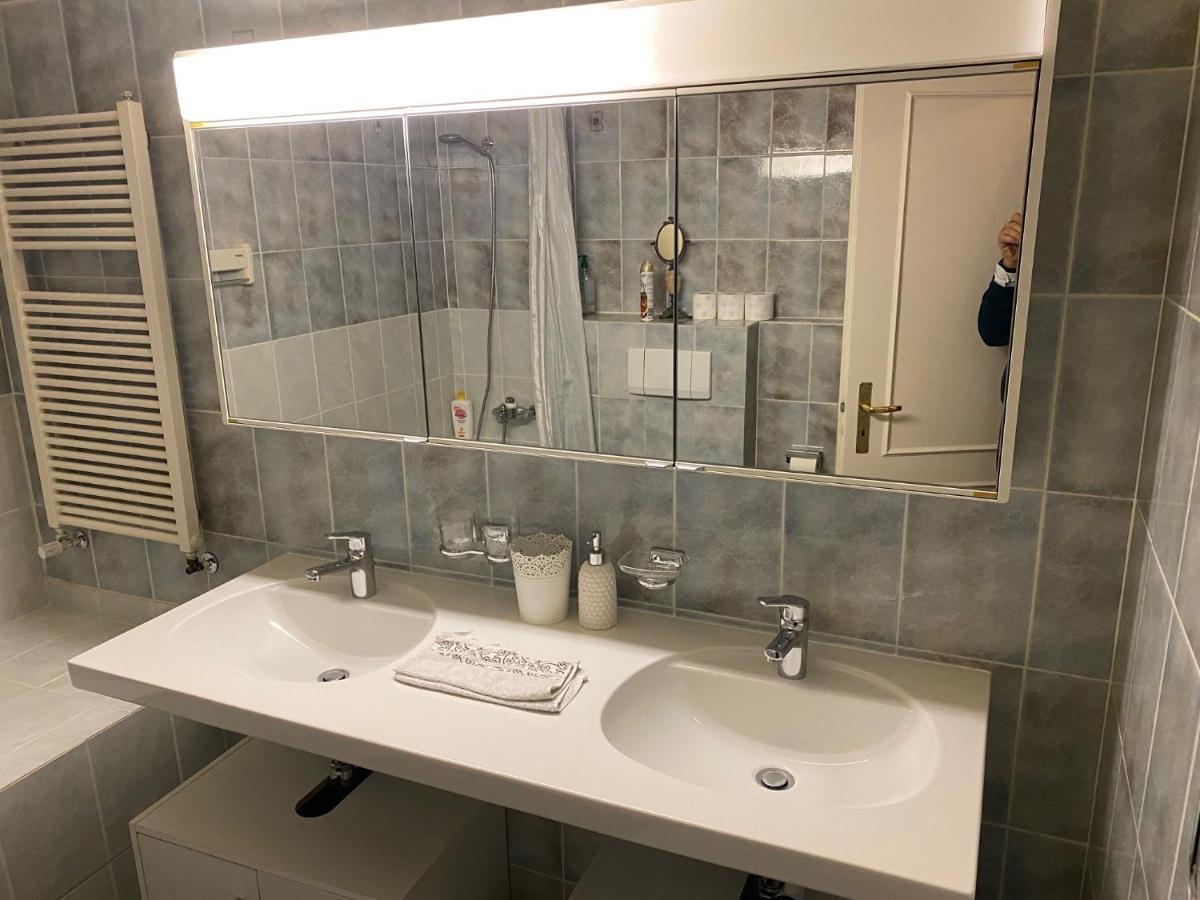 Geneve, Plein Centre,Belle Vue Lac, Splendide Et Grand Appartement Kültér fotó